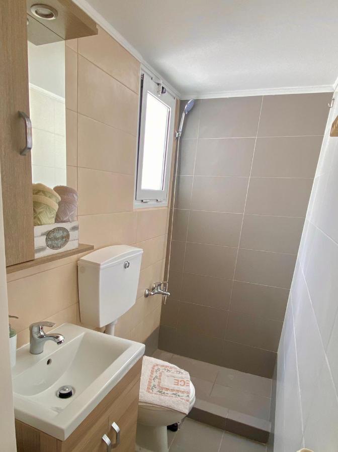 Apartment With Beautiful View Of Lycabettus Aten Exteriör bild