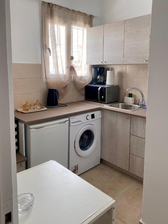 Apartment With Beautiful View Of Lycabettus Aten Exteriör bild